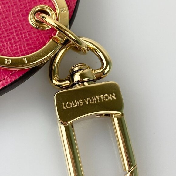 NIB Louis Vuitton Hollywood Drive xmas bag charm and key holder - Picture 4 of 9